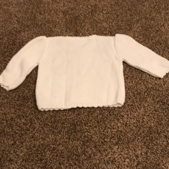 Adorable Baby Sweater - Picture 3 of 4